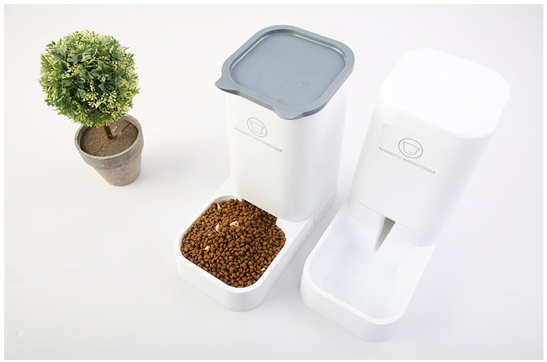 Depot Deluxe™ Automatic Pet Feeder